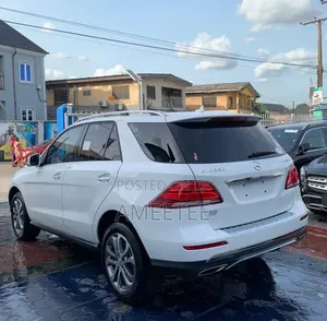 Mercedes-Benz GLE-Class 2016 White