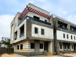 5 Bedroom Terrace With Bq With Sphicated CCTV Cameras