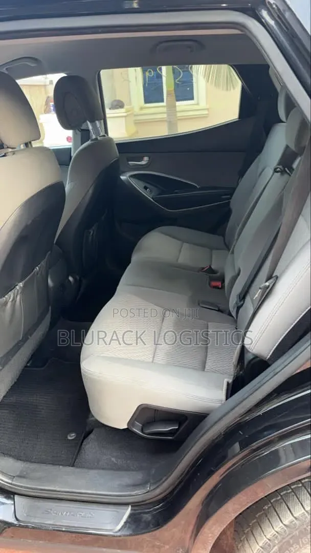 Hyundai Santa Fe 2015 Black