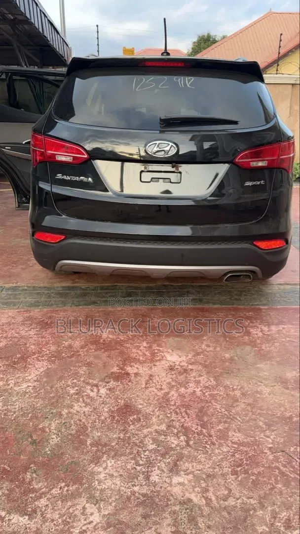 Hyundai Santa Fe 2015 Black