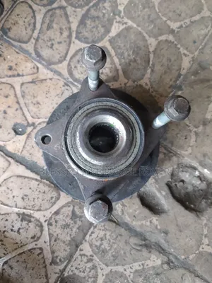 Front Hub Range Rover Sport 06/012