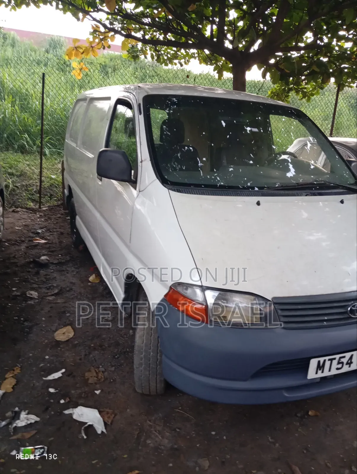 Toyota HiAce 2005 White