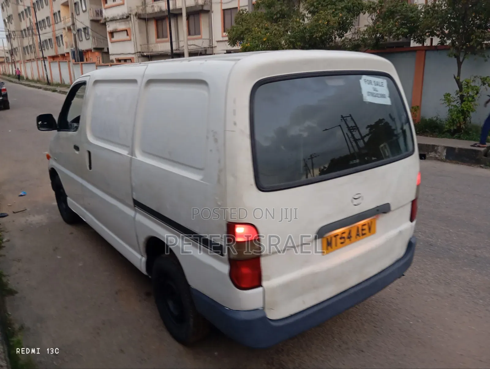 Toyota HiAce 2005 White
