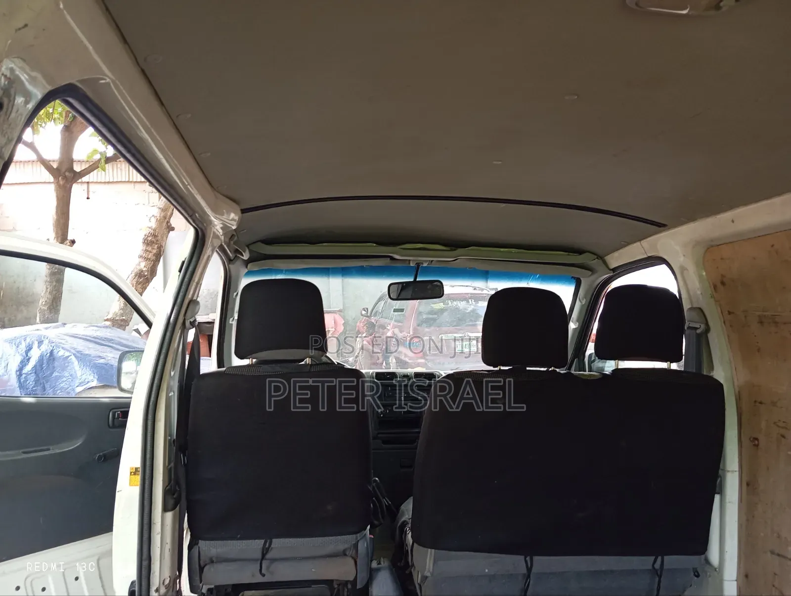 Toyota HiAce 2005 White