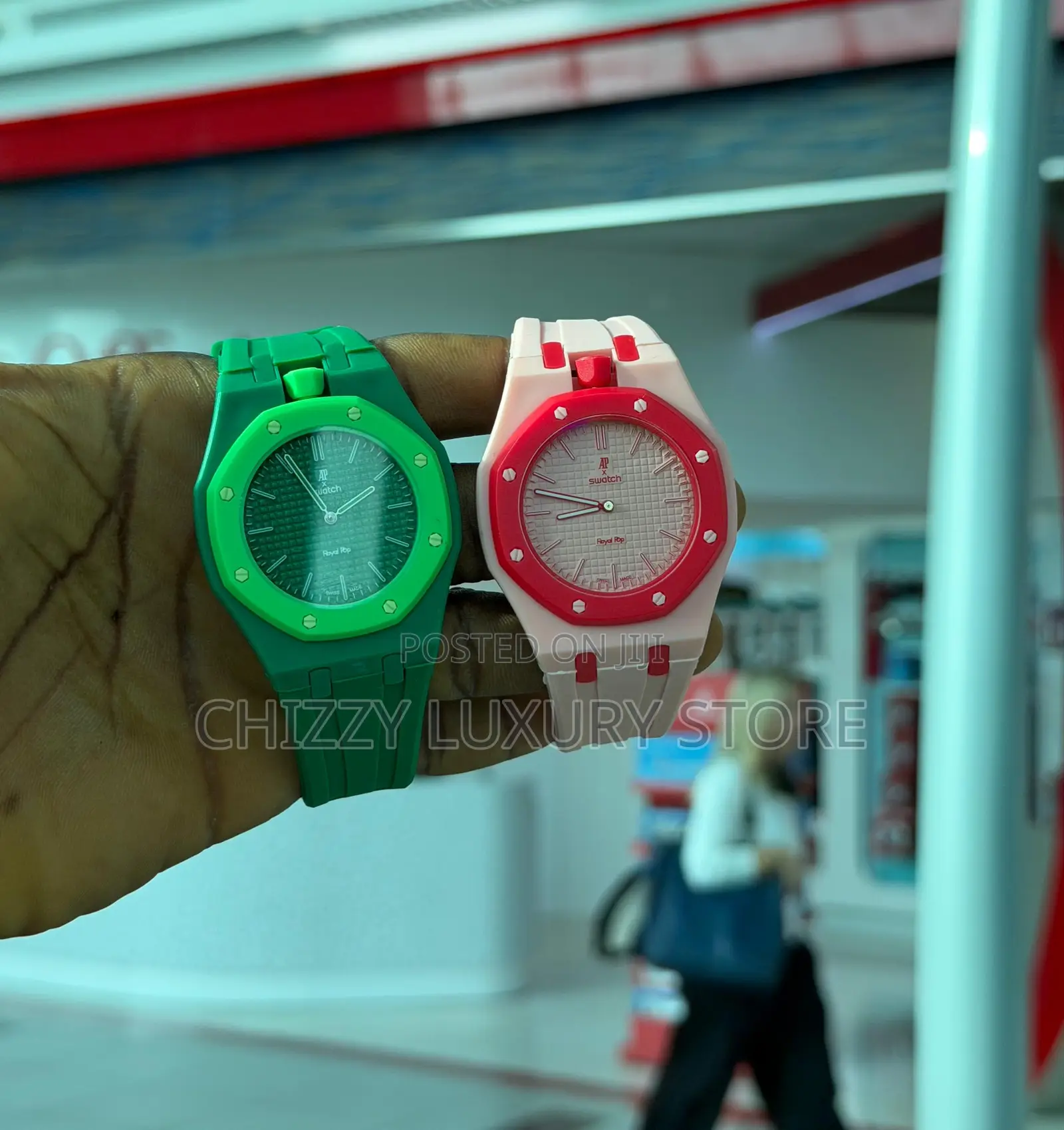 Swatch Quality Men Rubber Strap Wristwatch