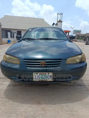 Toyota Camry Automatic 1999 Green