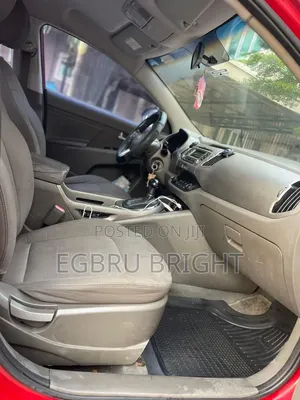 Kia Sportage 2012 Red