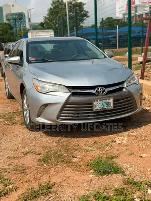 Toyota Camry 2016 Gray