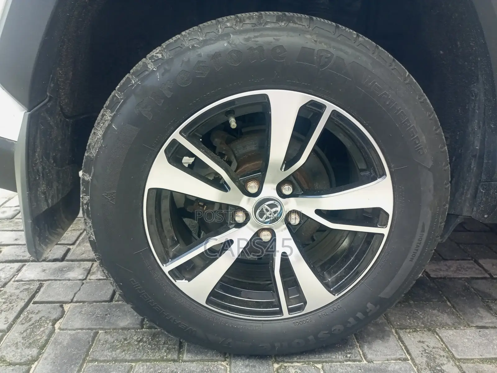 Toyota RAV4 2021 White