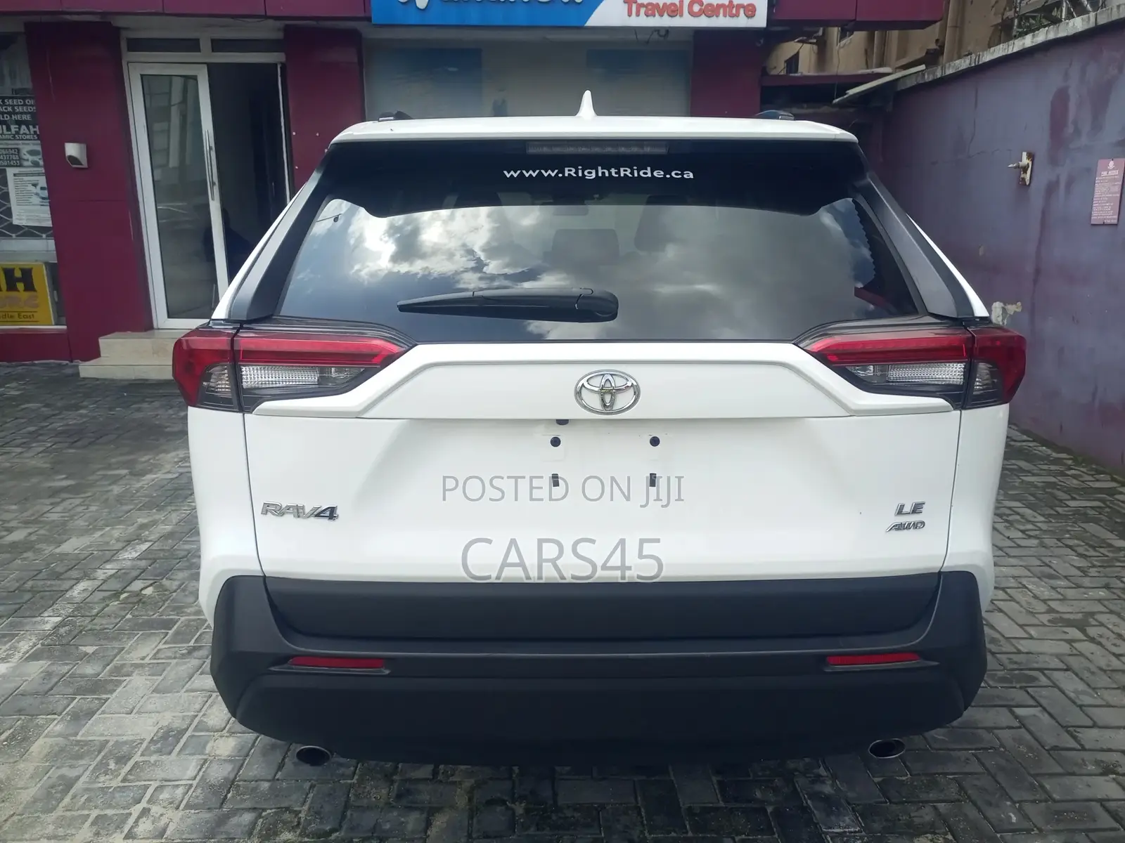 Toyota RAV4 2021 White