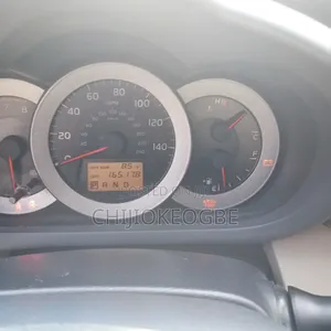 Toyota RAV4 2010 Silver