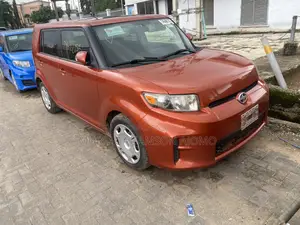 Toyota Corolla 2011 Burgundy