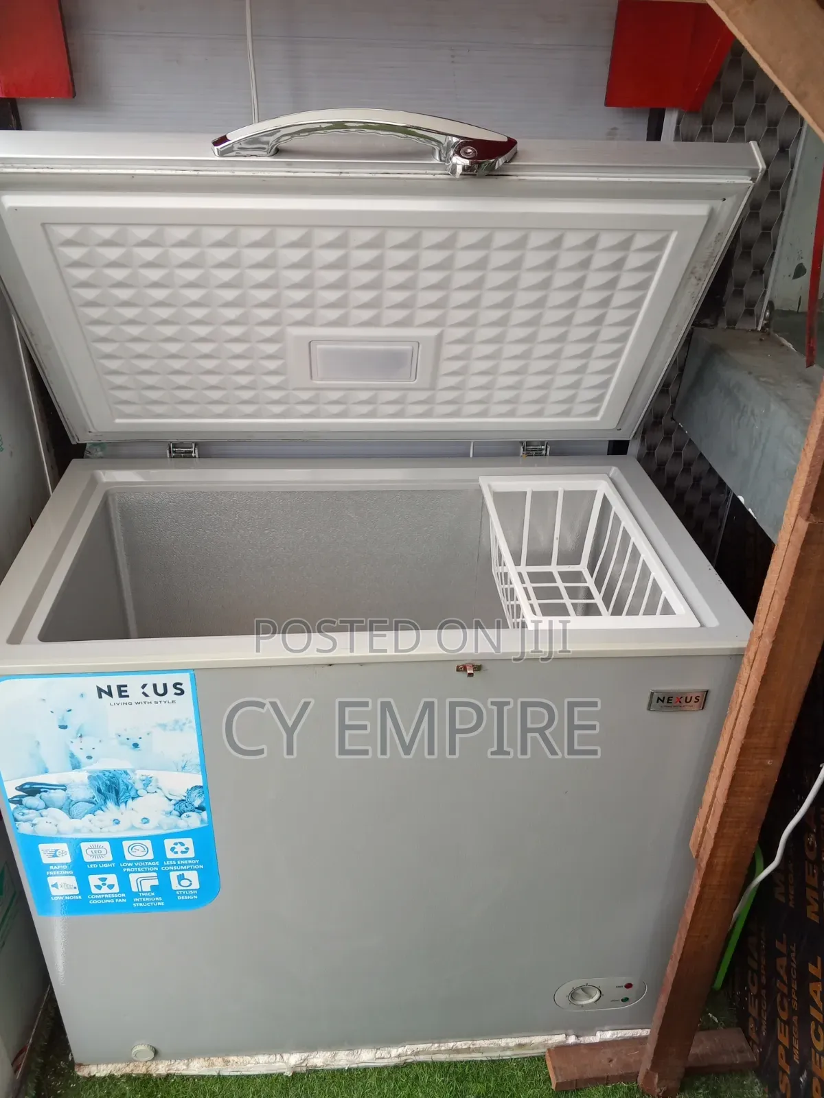 Nexus Chest Freezer 210 Litres