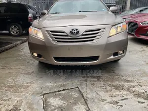 Toyota Camry 2008 Gold