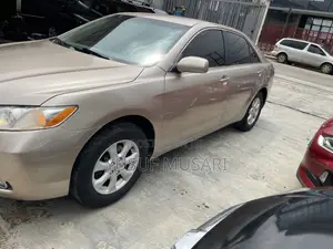Toyota Camry 2008 Gold