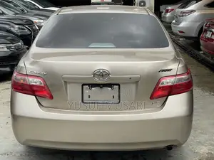 Toyota Camry 2008 Gold
