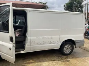Ford Transit 2002 White