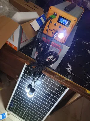 300w Energy Storage Solar Generator With Solar Panel 60w