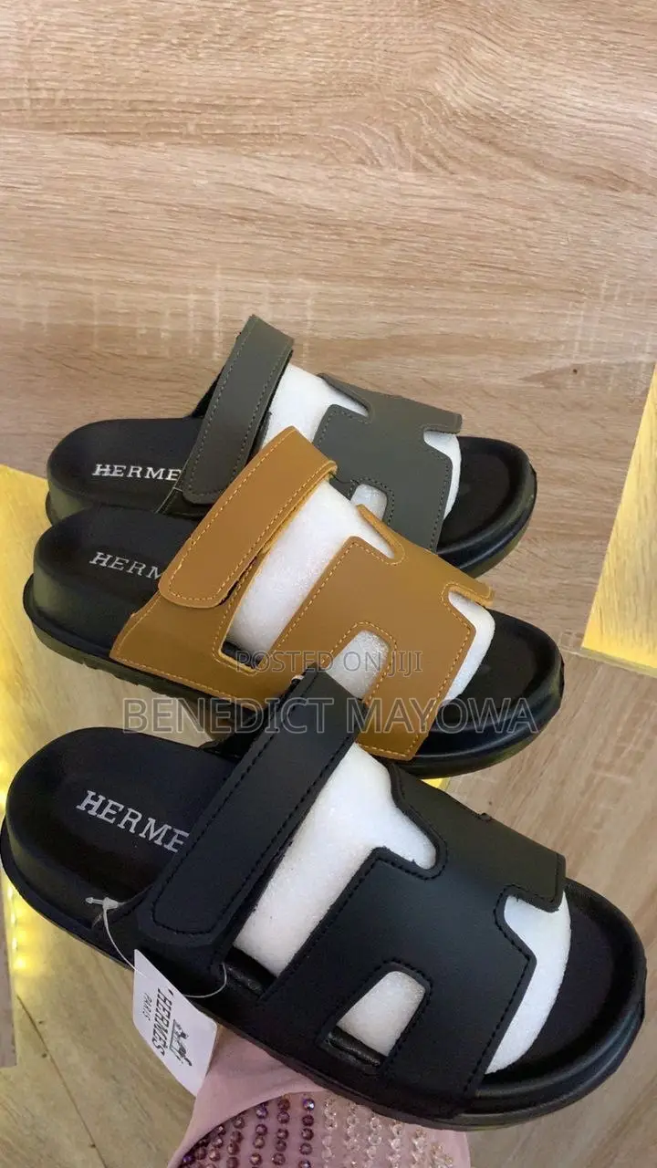 Hermes Inspired Flat