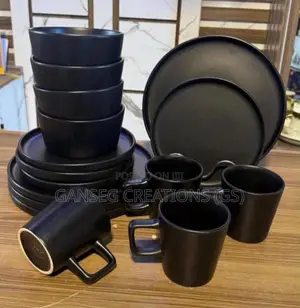 Premium 16-Piece Matte Black/White Stoneware Dinnerware Set