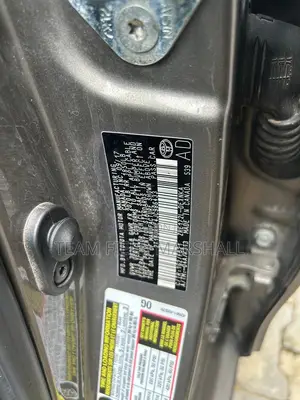 Toyota Corolla LE (1.8L 4cyl 2A) 2018 Gray