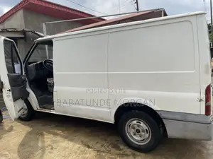 Ford Transit 2002 White