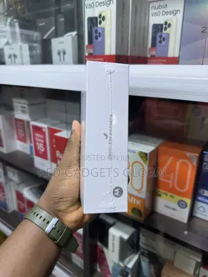New Motorola Moto G56 256 GB