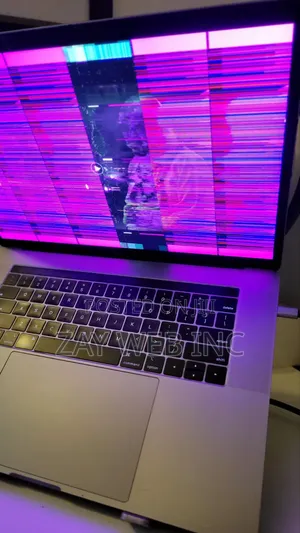 Laptop Apple MacBook 2018 6GB Intel Core i7 SSD 500GB