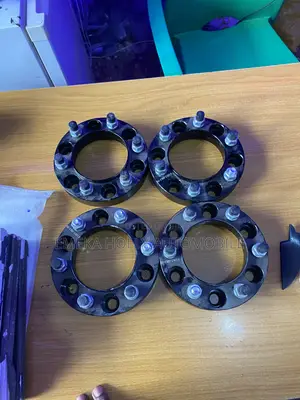 6x139.7 (6x5.5) Hubcentric Wheel Spacers for Toyota Ford Trucks