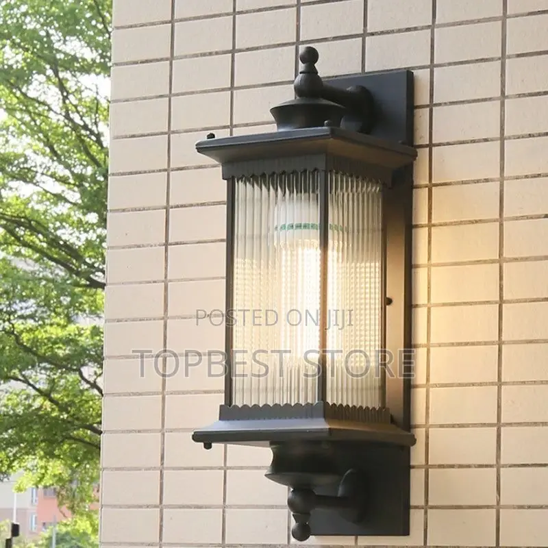 Modern Outdoor Wall Lamp