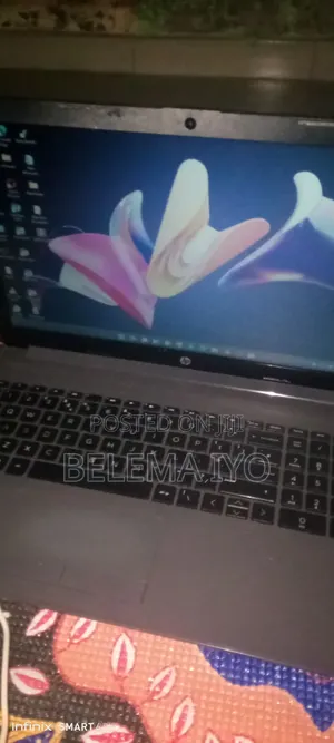 Laptop HP 255 G6 4GB AMD SSD 128GB