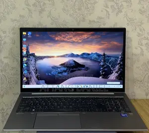 Laptop HP ZBook Firefly G8 16GB Intel Core i7 SSD 512GB
