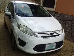 Ford Fiesta S Sedan 2012 White