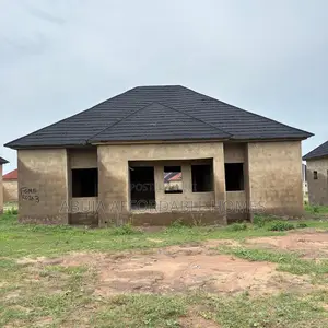 3bdrm Bungalow in Kiami for sale