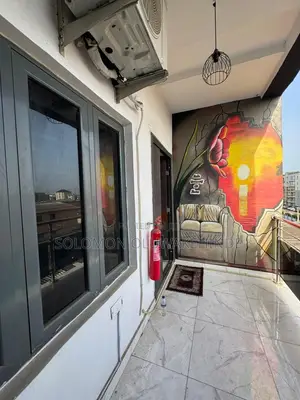 Furnished 3bdrm Apartment in Surulere for sale