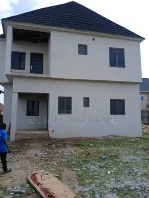 4bdrm Duplex in Lugbe District for sale