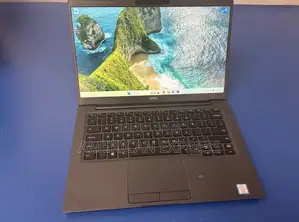 Laptop Dell Latitude 7400 8GB Intel Core i5 SSD 256GB