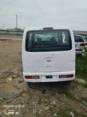 Bus 2012 White