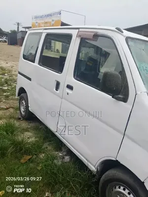 Bus 2012 White