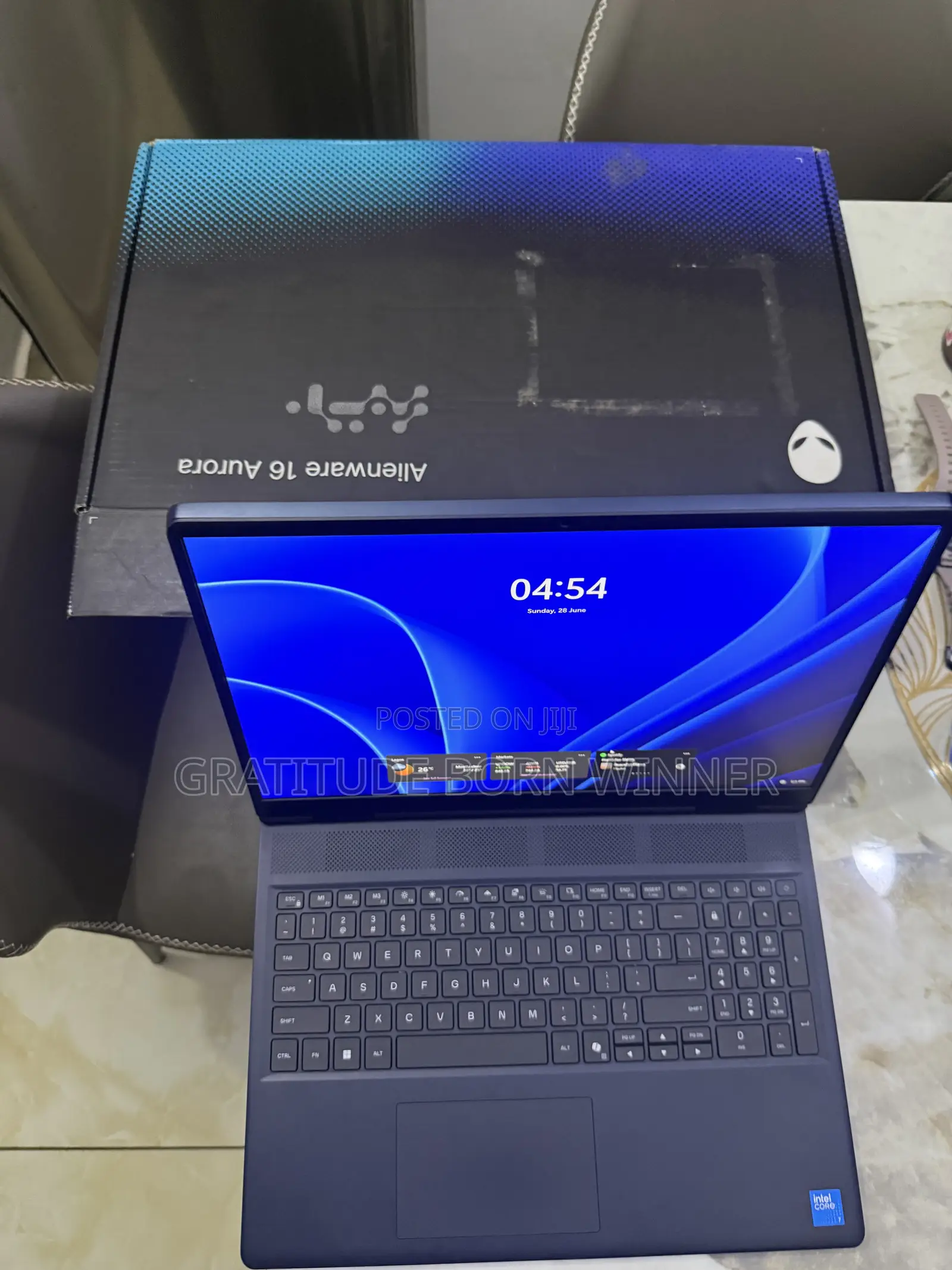 Laptop Alienware 16 Aurora 32GB Intel Core 7 SSD 1T