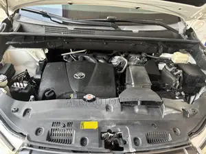Toyota Highlander XLE 2019 White