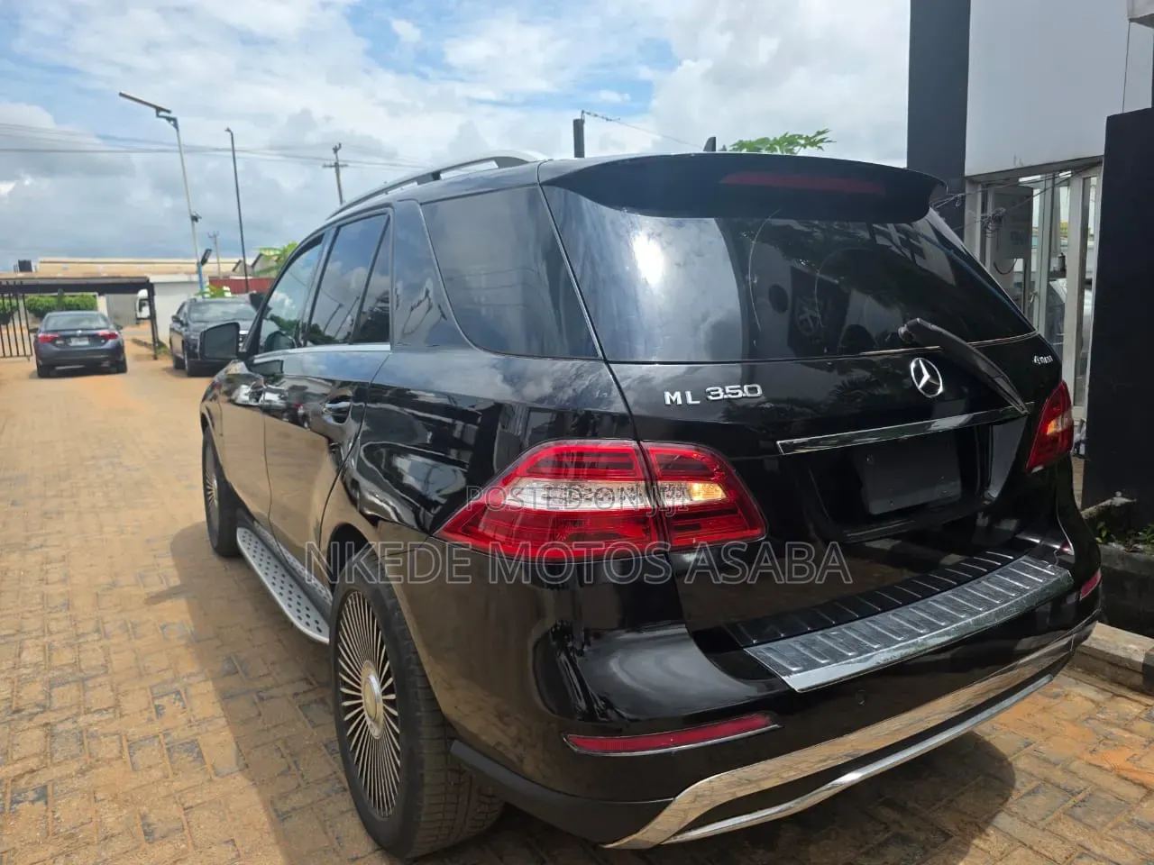 Mercedes-Benz M Class 2011 Black