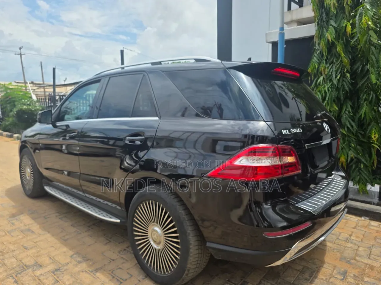 Mercedes-Benz M Class 2011 Black