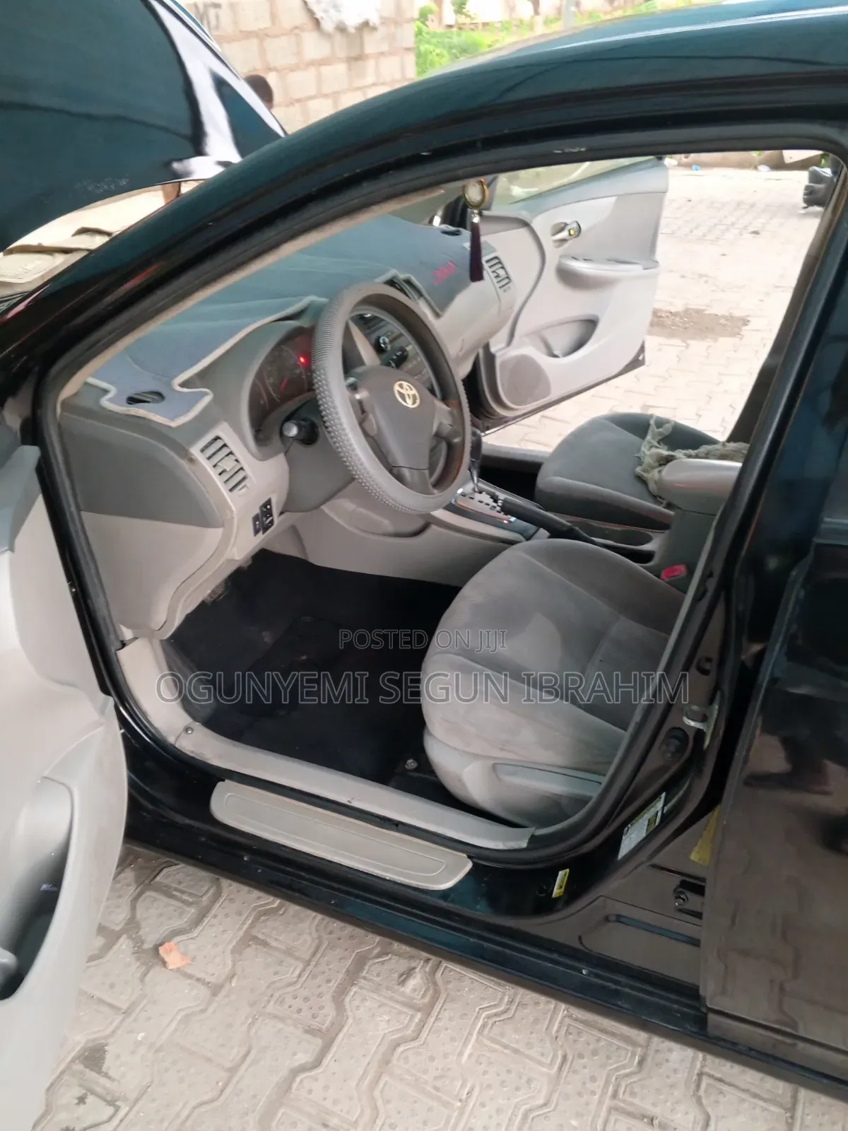Toyota Corolla 2013 Black