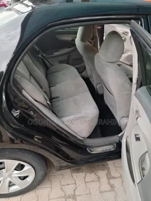 Toyota Corolla 2013 Black