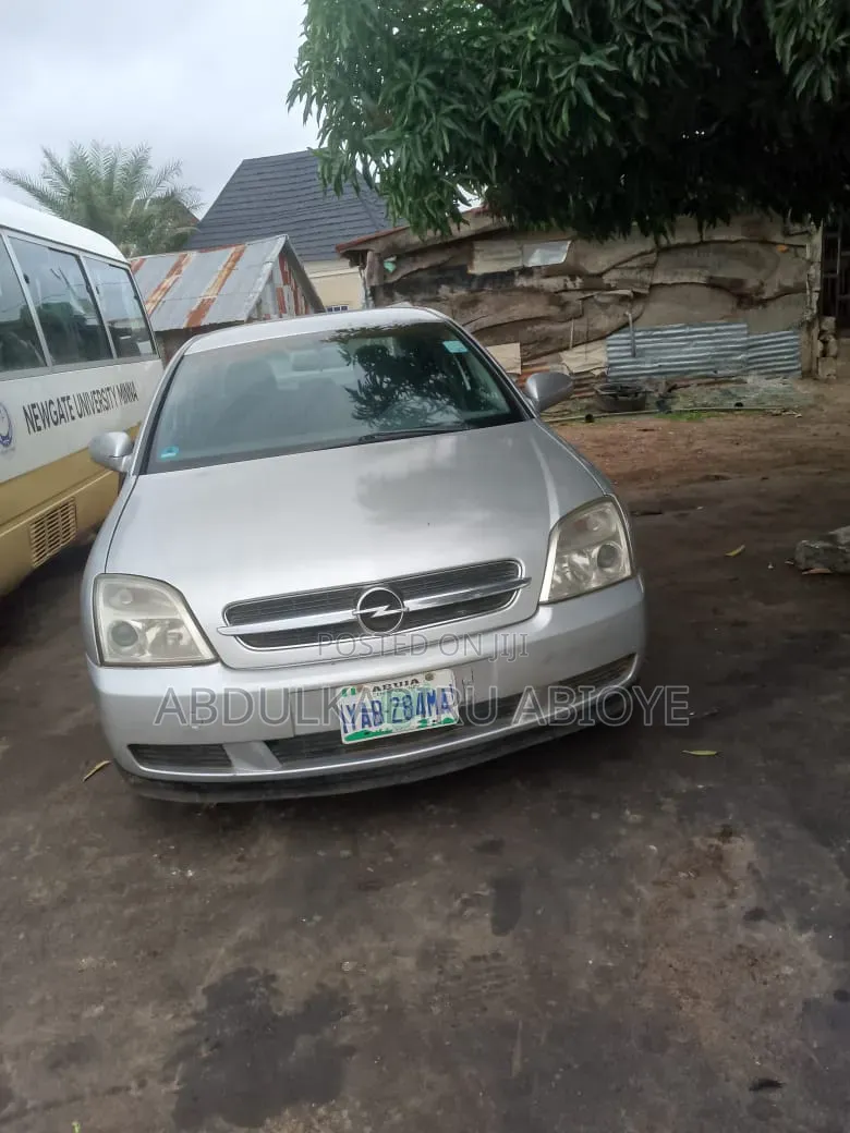 Opel Vectra 2.2 Automatic 2007 Silver