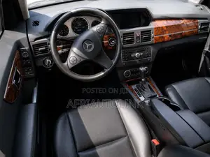 Mercedes-Benz GLK-Class 350 4MATIC 2010 Black