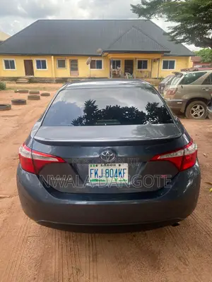 Toyota Corolla S 4dr Sedan (1.8L 4cyl CVT) 2016 Blue