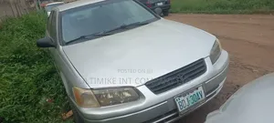 Toyota Camry 2001 Silver