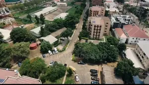 20bdrm Apartment in Wuse 2 for sale